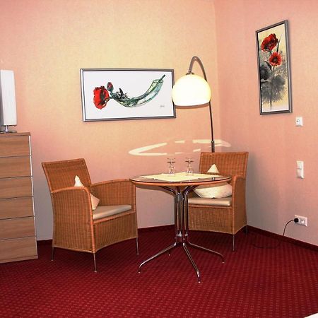 Hotel Roemischer Kaiser Commune fusionnée de Commune fusionnée de Bernkastel-Kues Extérieur photo