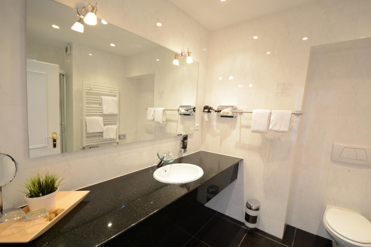 Hotel Roemischer Kaiser Commune fusionnée de Commune fusionnée de Bernkastel-Kues Extérieur photo
