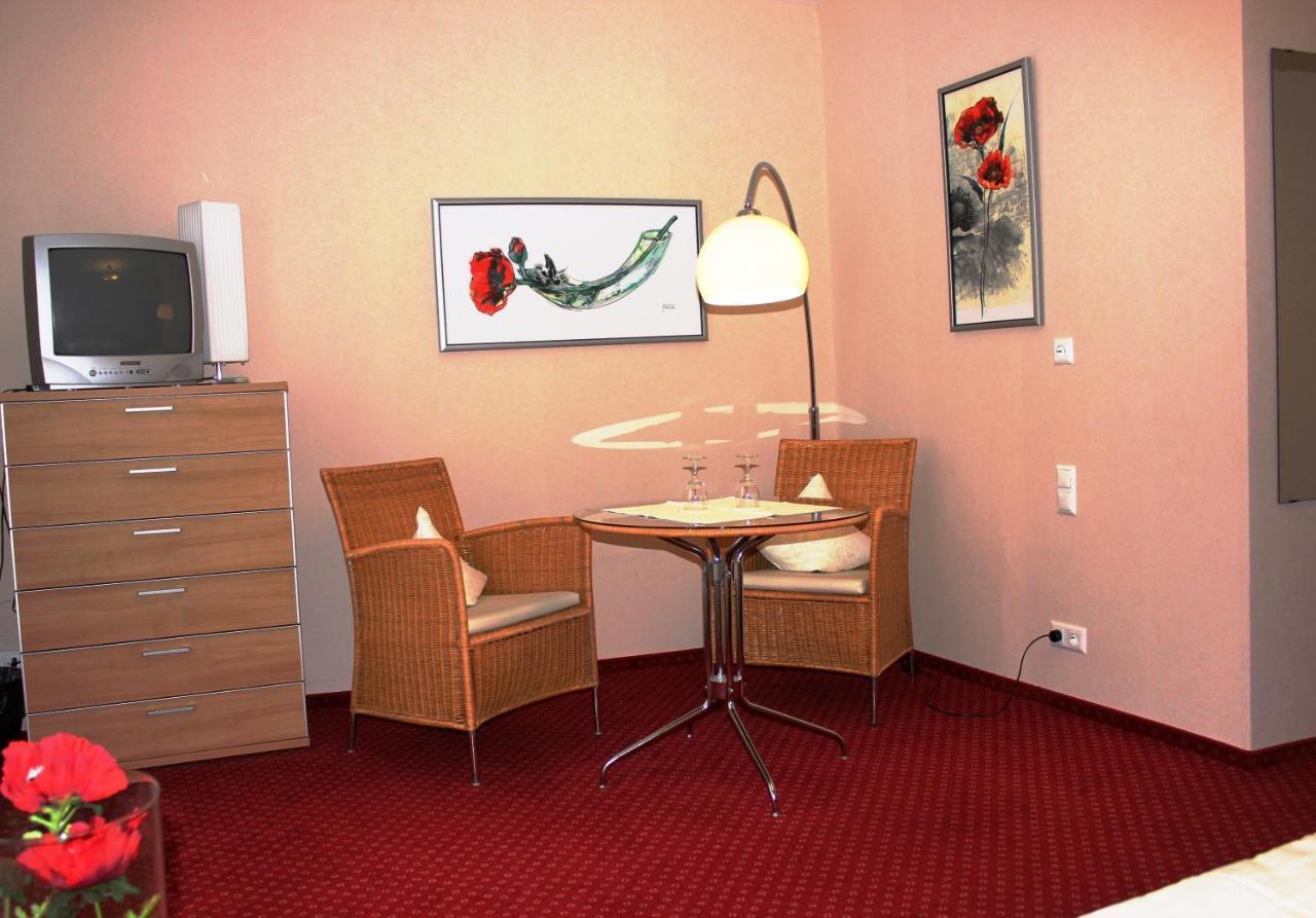 Hotel Roemischer Kaiser Commune fusionnée de Commune fusionnée de Bernkastel-Kues Extérieur photo